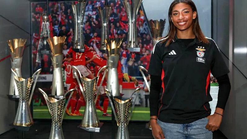 Zoe Matthews descreve o percurso no Benfica como fantástico