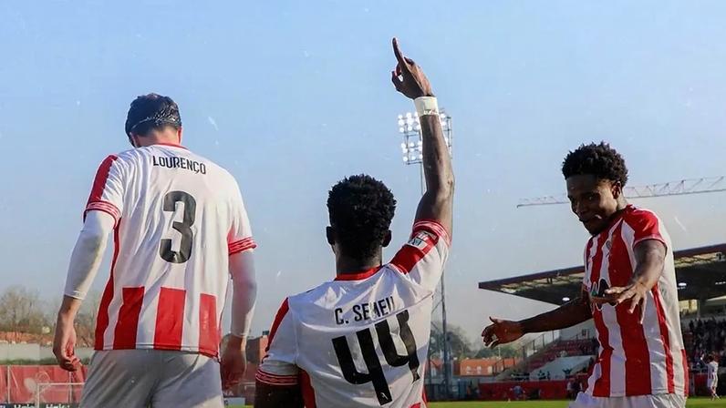 Semeu Commey conquista nova vida no mar