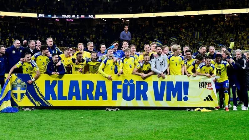 Seleção sueca festeja apuramento para o Mundial'2026 após vitória sobre a Polónia