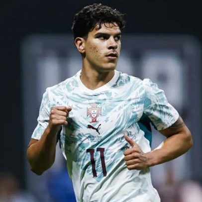 Ricardo Velho e Mateus Fernandes juntam-se aos estreantes na era Roberto Martínez