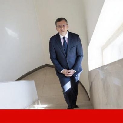 Kuleba diz que UE deve preparar cidadãos para um conflito com a Rússia
