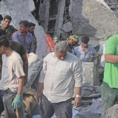 Vídeo mostra míssil dos EUA a cair junto de escola atacada no Irão