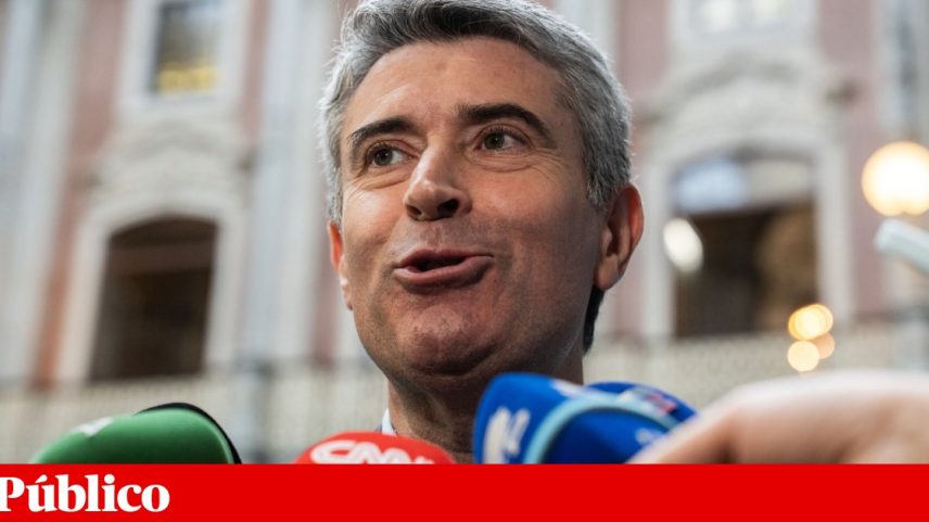 José Luís Carneiro procura relegitimação nas eleições directas