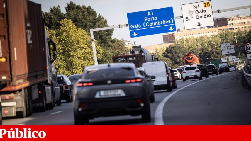 A1 está cortada no sentido norte-sul ao quilómetro 295, em Vila Nova de Gaia, devido a um incêndio num camião que transportava cerveja