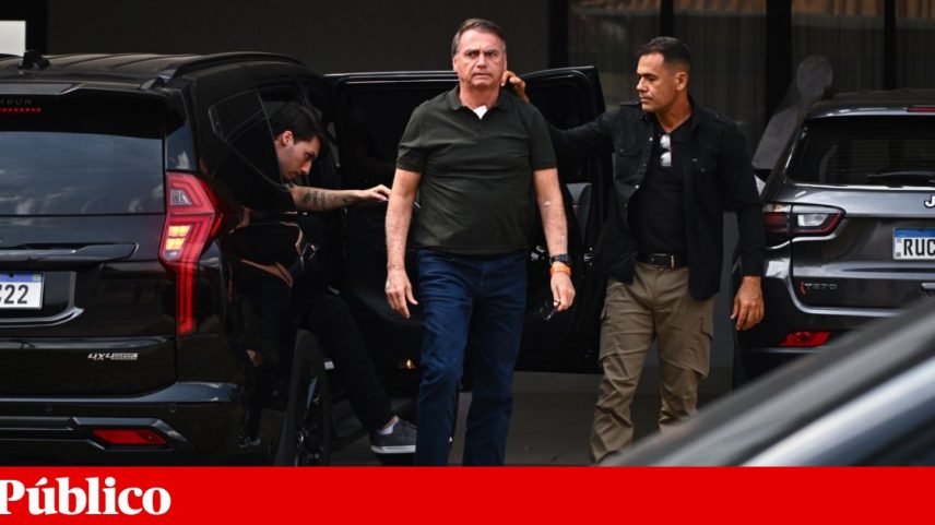 Bolsonaro cumpre pena após ser condenado por liderar uma trama golpista depois da derrota nas eleições de 2022