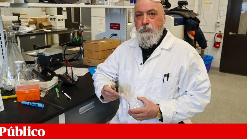 O investigador luso-canadiano Mário Monteiro