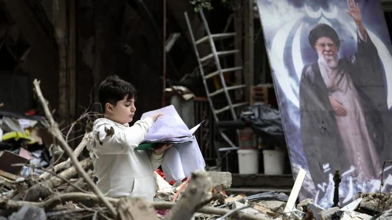 Destruição em Beirute devido a ofensiva israelita contra o Hezbollah
