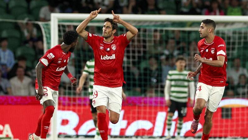 Gonçalo Paciência comenta três golos e não quer alimentar a arbitragem