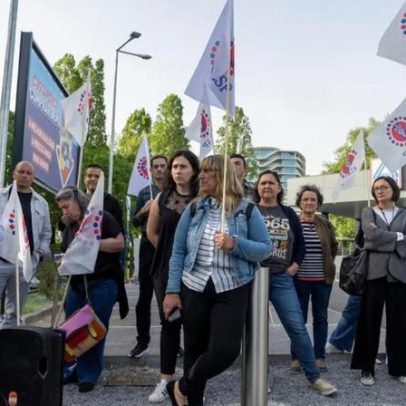 Trabalhador de supermercado muda de Lisboa para o Porto e causa manifestação