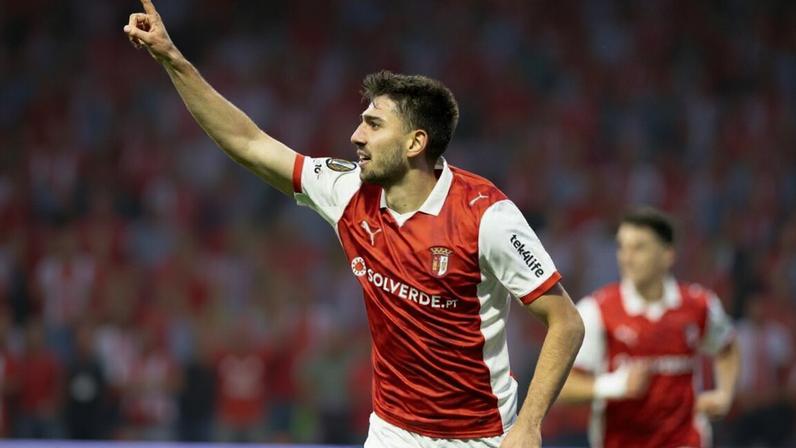 Braga vence no fim e mantém sonho na Liga Europa