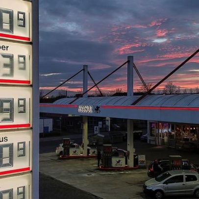 UE alerta: preços do petróleo e do gás não voltam normal após a guerra no Irão