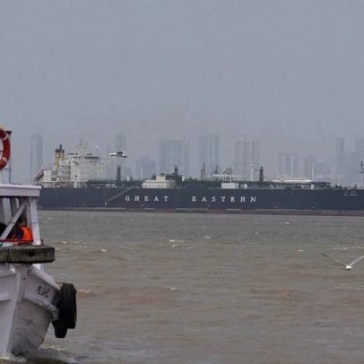 Armadores veem oportunidades pedem clareza sobre reabertura do estreito de Ormuz