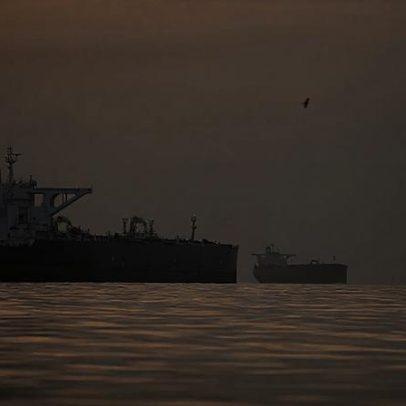 Teerão promete resposta rápida após apreensão de navio com pavilhão iraniano