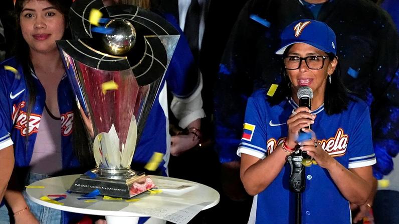 EUA levantam sanções contra a presidente interina da Venezuela, Delcy Rodríguez