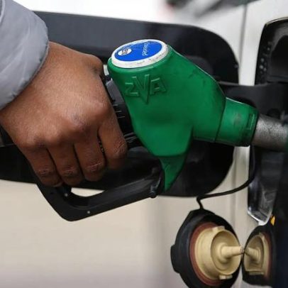 Teletrabalho, boleias partilhadas e limites de velocidade para poupar tempo