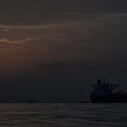 Impasse em Ormuz aumenta com influência da Guarda Revolucionária sobre o Irão