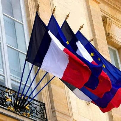 Legislação francesa: é ilegal retirar a bandeira da UE das câmaras