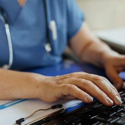 Dados médicos de 500 mil voluntários britânicos vendidos em site chinês