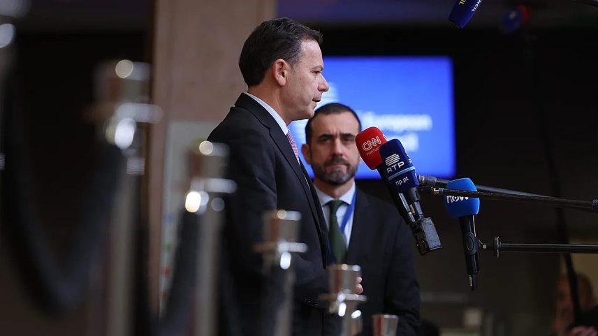 Governo monitoriza jornalistas? Executivo rejeita e fala em ferramenta de “clipping moderno” - Direitos de autor AP Photo/Omar Havana