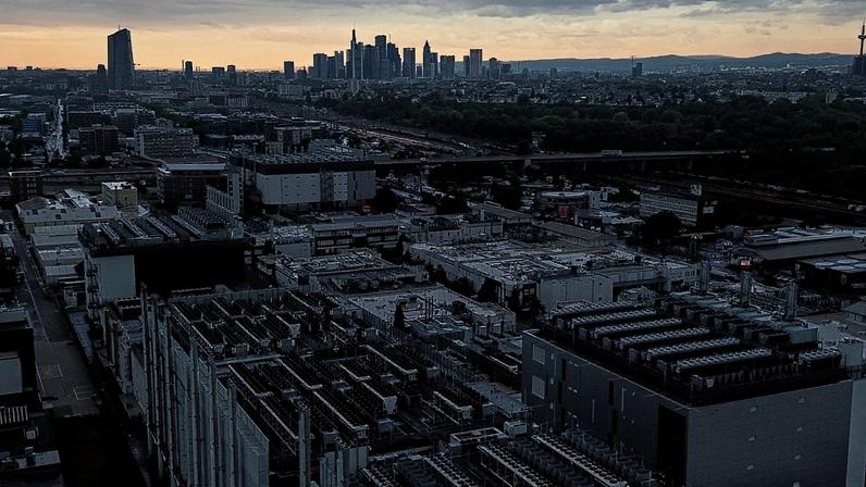 Alemanha é o país que mais utiliza IA na indústria, segundo estudo