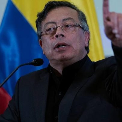 Presidente colombiano afirma que Hitler está vivo na Europa por ódio racial