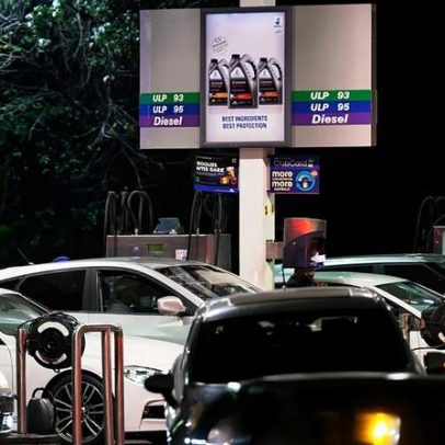 África do Sul: falta de combustível provoca longas filas em Joanesburgo