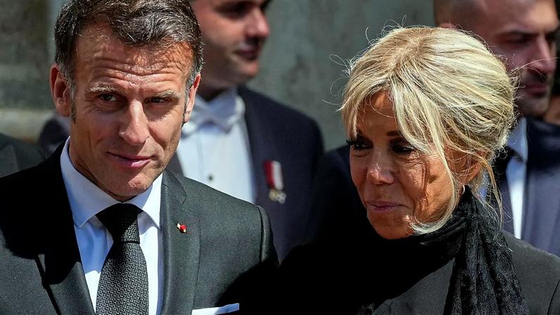 Papa Leão encontra Macron no Vaticano