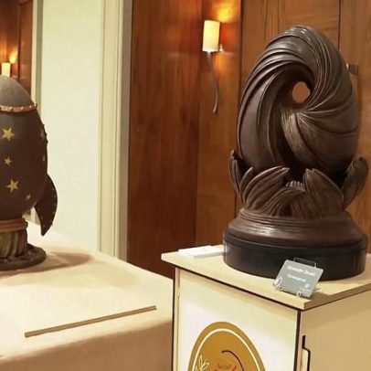 Bélgica transforma chocolate de Páscoa numa escultura gigante comestível