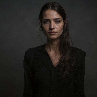 Alida Sun transforma programação em ofício físico