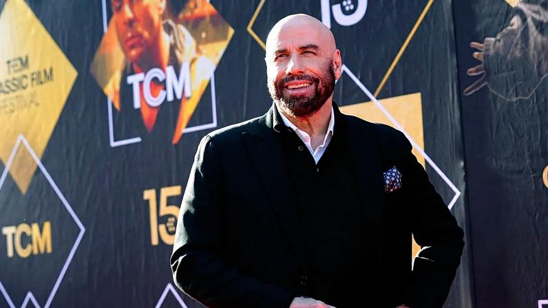 John Travolta estreia-se no Festival de Cannes como realizador