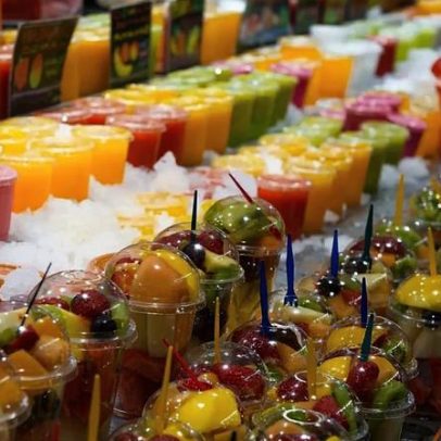 Batidos, sumos ou fruta inteira: qual a forma mais saudável?