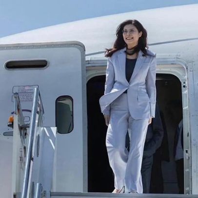 Líder da oposição de Taiwan faz rara visita à China numa viagem pela paz