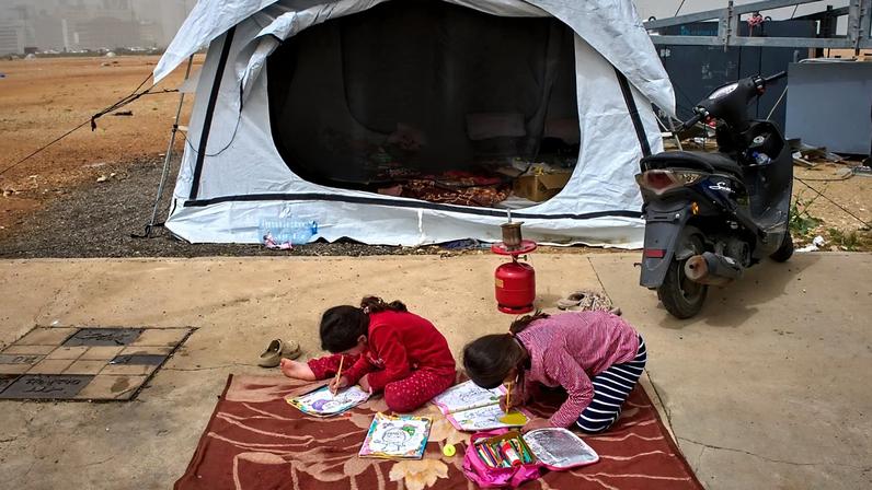 EUA e Irão mantêm busca por piloto de caça desaparecido