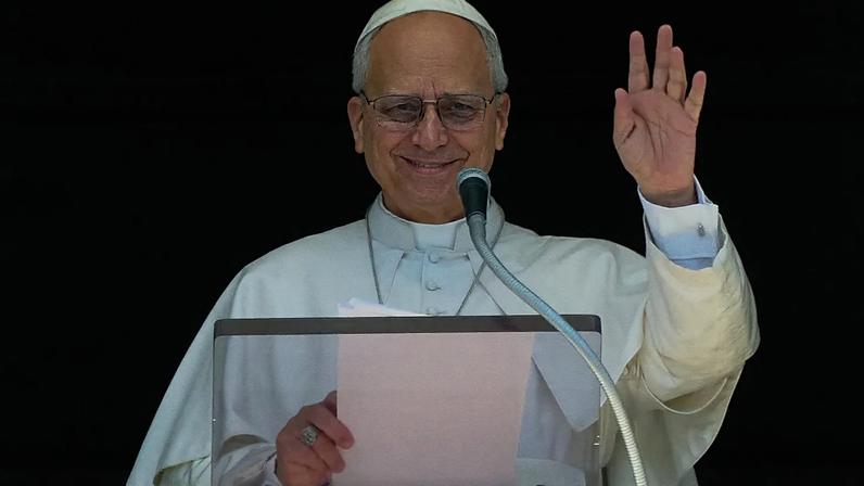 Papa Leão XIV durante o Regina Coeli, em 6 de abril de 2026, no Vaticano