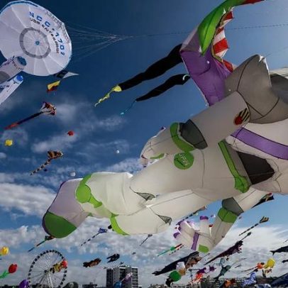 Berck-sur-Mer enche o céu de papagaios no 39.º festival internacional