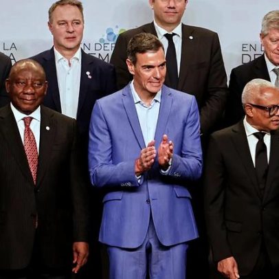 Sánchez lidera frente anti-Trump em Espanha em busca de salvação política