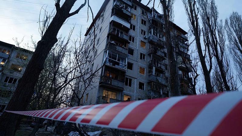 Homem abre fogo em Kiev, mata seis pessoas e é abatido