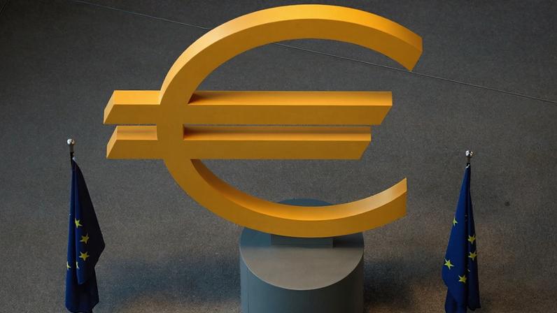 BCE mantém juros nos 2% com inflação alta e economia da zona euro a abrandar