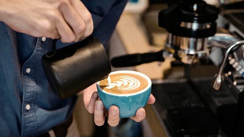 Consumo moderado de café associa-se a menor risco de perturbações mentais