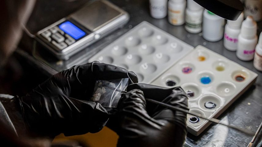 Drogas sintéticas transformam mercados globais e desafiam sistemas de saúde