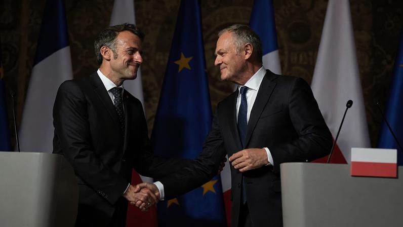 Polónia e França fortalecem parceria diante de desafios globais
