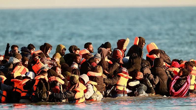 Controles de fronteira da UE não impedem partidas de África, diz relatório