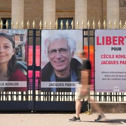 Cécile Kohler e Jacques Paris libertados após anos detidos no Irão