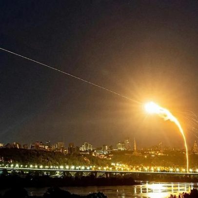 Rússia dispara número recorde de drones contra a Ucrânia em março, segundo força aérea