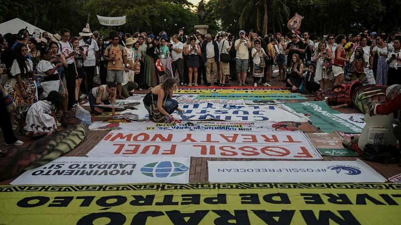 Organizadores da cimeira climática na Colômbia defendem abandonar combustíveis fósseis