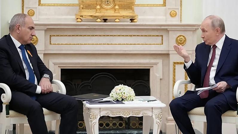 Putin faz ultimato à Arménia sobre laços com a UE