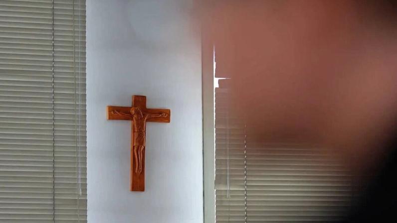 Padre acusado de abusos em Joane pode retomar funções após arquivamento