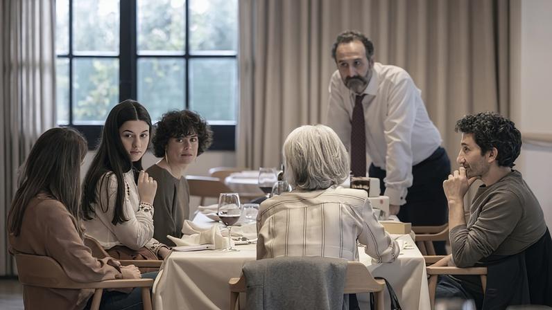 Cinema espanhol aborda intimidade e família; o português não?