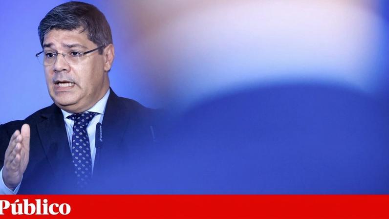 PS contesta Montenegro sobre estado do país; propaganda não apaga o mau governo