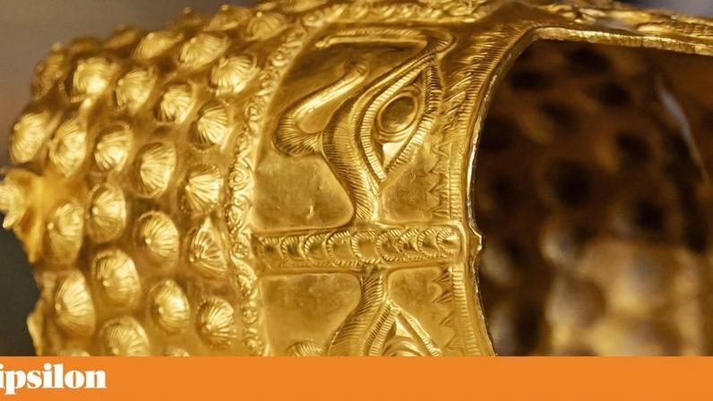 Elmo de ouro da Roménia recuperado após acordo com os assaltantes